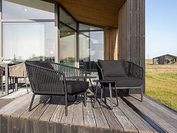 Beautiful Holiday Home With Terrace