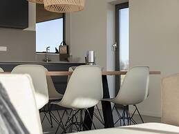 Beautiful Holiday Home With Terrace