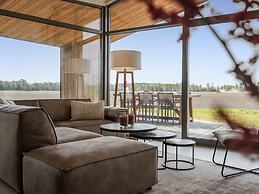 Pleasant Holiday Home With Garden