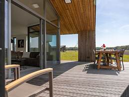 Pleasant Holiday Home With Garden