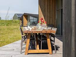 Pleasant Holiday Home With Garden