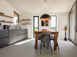 Pleasant Holiday Home With Garden