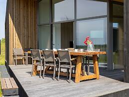 Pleasant Holiday Home With Garden