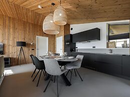 Spacious Holiday Home With Garden