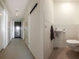 Spacious Holiday Home With Garden