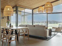 Lovely Holiday Home in Wissenkerke With Garden