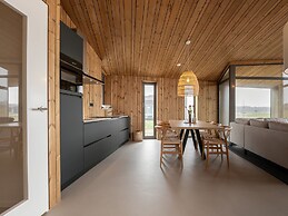 Lovely Holiday Home in Wissenkerke With Garden