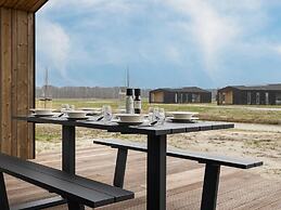 Lovely Holiday Home in Wissenkerke With Garden