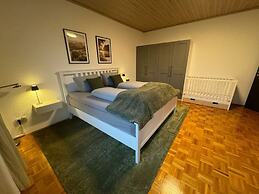 Lovely Apartment Near the Water