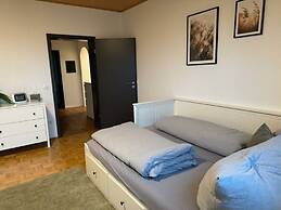 Lovely Apartment Near the Water