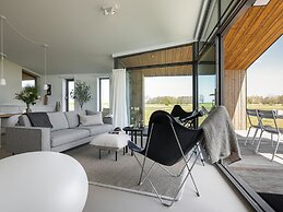 Tranquil Holiday Home With Garden