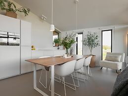 Tranquil Holiday Home With Garden