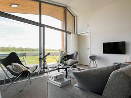 Tranquil Holiday Home With Garden