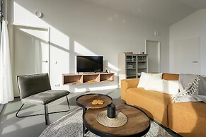 Modern Eco Home Near Beach