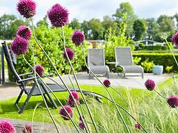 Beautiful Holiday Home With Garden