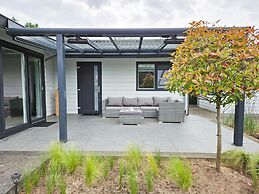 Beautiful Holiday Home With Garden