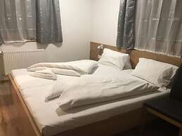 Apartment in Zell am See Near Lake