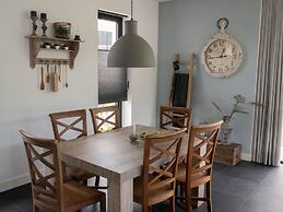 Villa on the Water Near the Veluwemeer