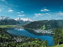 Spacious Holiday Home in Zell am See