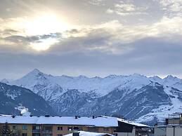 Spacious Holiday Home in Zell am See