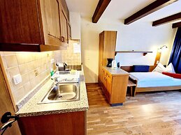 Cosy Apartment Next to ski Slope and Thermal Bath