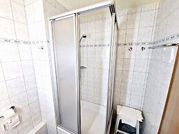 Cosy Apartment Next to ski Slope and Thermal Bath