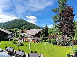 Cosy Apartment Next to ski Slope and Thermal Bath