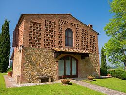 Villa With Terrace and Pool