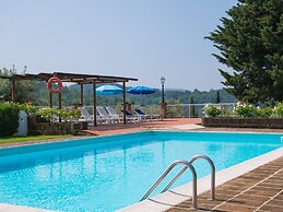 Montaione Charm: Spacious Haven