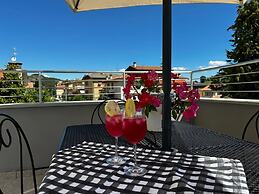 Delightful Apartment With Private Terrace