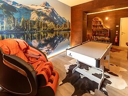 Luxurious Villa With Heated Pool