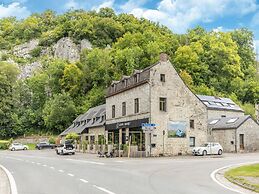 Luxurious Villa With Heated Pool