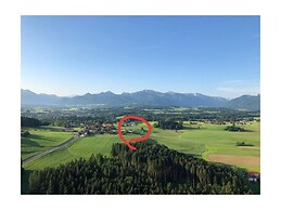 Mountain View Comfortable Holiday Residence