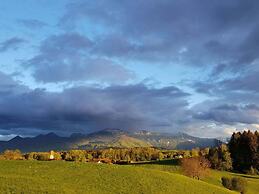 Mountain View Comfortable Holiday Residence