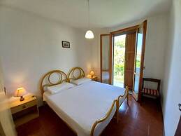 Apartment With Private Garden