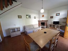 Apartment With Private Garden