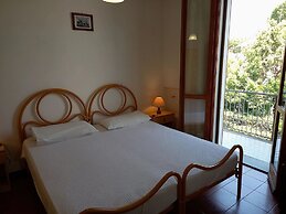 Apartment With Private Garden