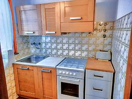 Apartment With Private Garden