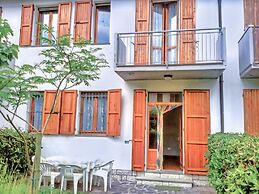 Apartment With Private Garden