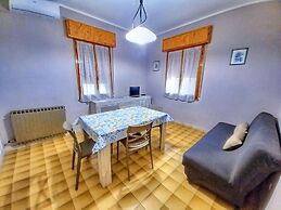 Cosy Apartment With Balcony