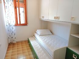 Cosy Apartment With Balcony