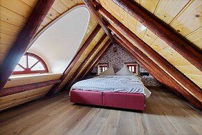 Unique Overnight Stay in the 'friese Wouden'