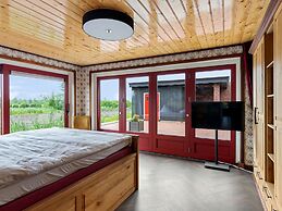 Unique Overnight Stay in the 'friese Wouden'