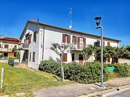 Amazing Apartment With Garden