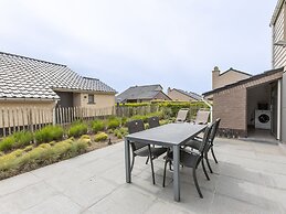 Ideal Holiday Home by the sea