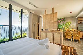 Signature Beachside Condotel Nha Trang