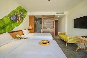 Signature Beachside Condotel Nha Trang
