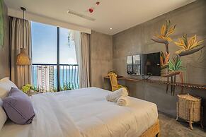 Signature Beachside Condotel Nha Trang