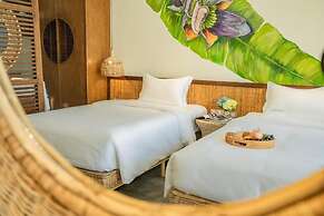 Signature Beachside Condotel Nha Trang