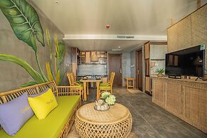 Signature Beachside Condotel Nha Trang